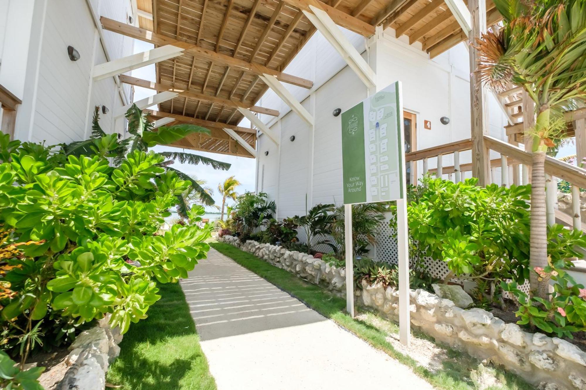 Aruna Resort & Villas San Pedro  Exteriér fotografie